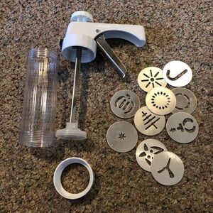 White Cookie Press with 12 Decorating Discs